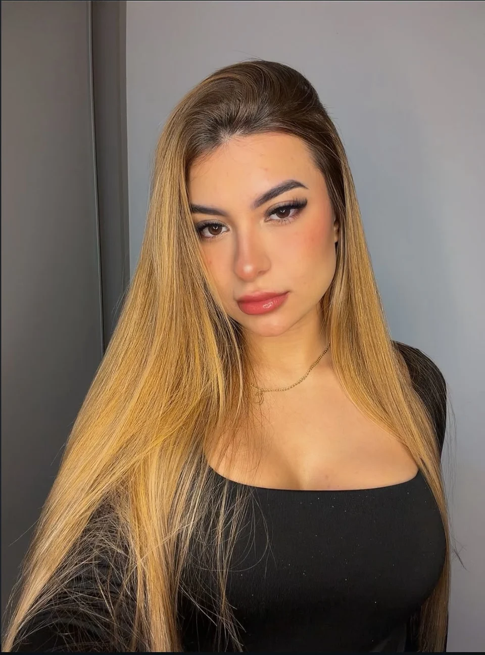 Camila Zavatini, integrante do casting Backstage